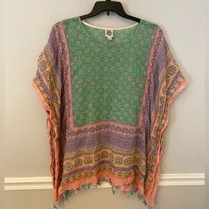Ivy Jane colorful floral bohemian pattern poncho top. O/S